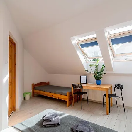 Studio I Pokoje I Pokoje Z Lazienkami Apartment *